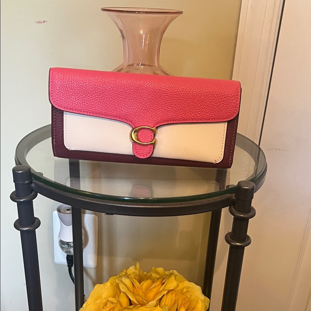 FINAL PRICE Coach Tabby Pink and White Wallet